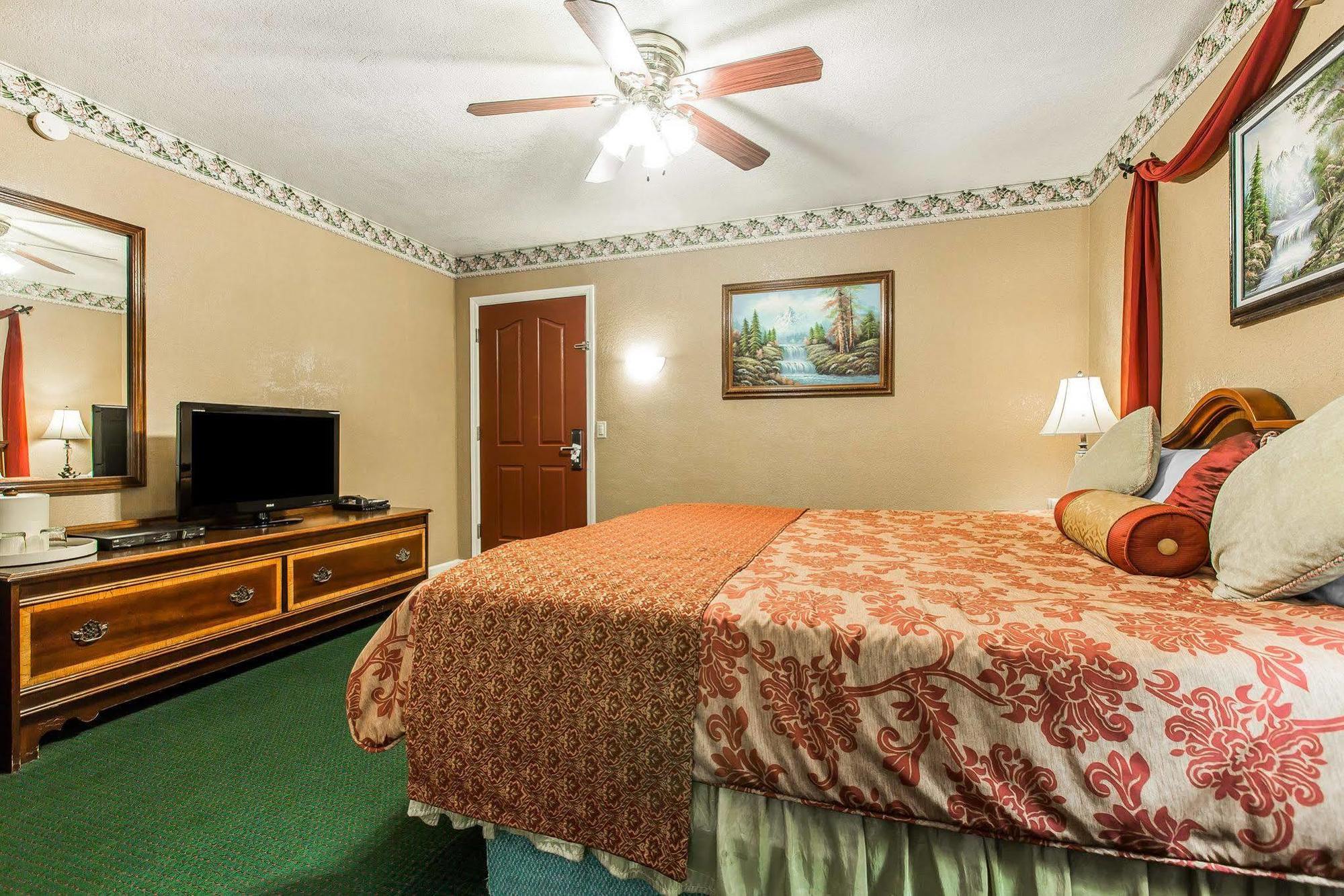 Clarion Collection Wilkie'S Inn Pacific Grove - Monterey Экстерьер фото